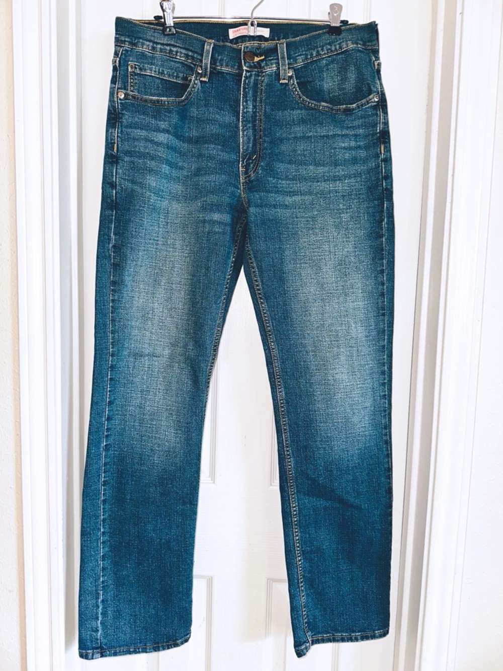 Men’s Lot of Two 34 x 32 Denim Jeans Signature Levi Strauss Goodfellow - Picture 2 of 12
